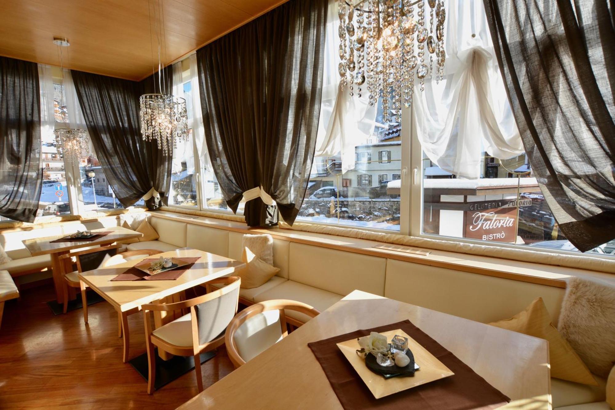 Hotel Faloria Moena Extérieur photo