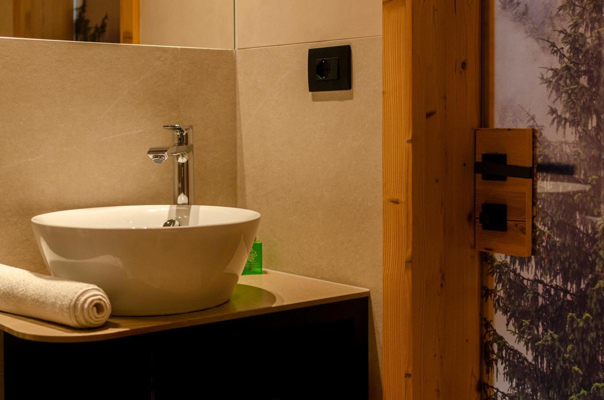 Hotel Faloria Moena Extérieur photo